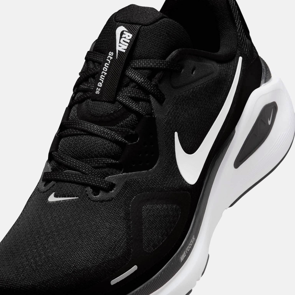 Basket Nike Structure 26